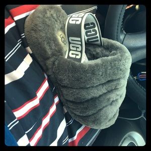 Ugg slippers /